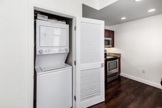 206 Park Boulevard 602, San Diego, CA 92101