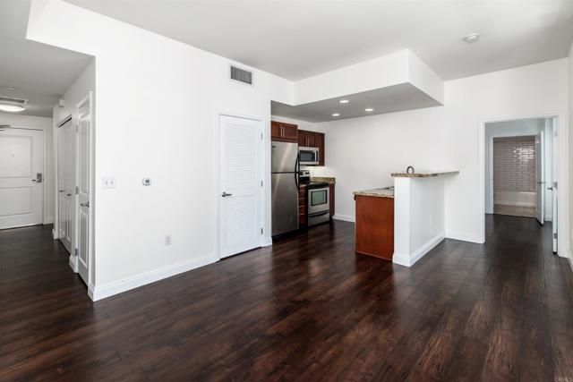 206 Park Boulevard 602, San Diego, CA 92101