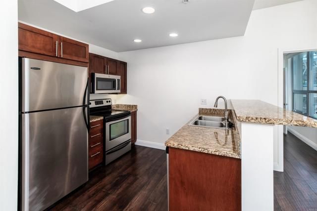 206 Park Boulevard 602, San Diego, CA 92101