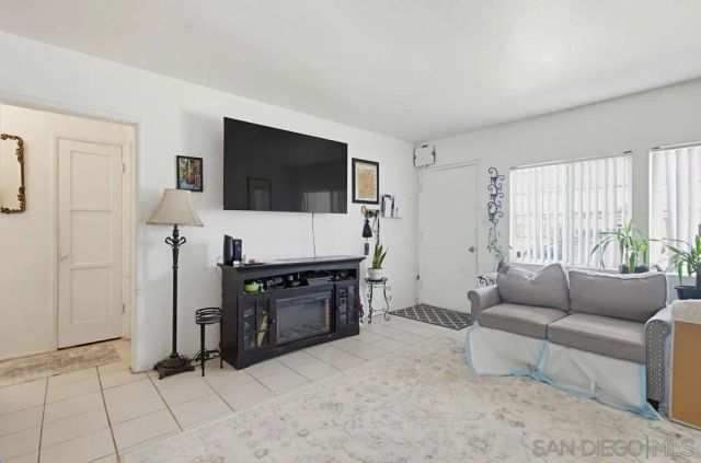 4715-4717 Blackfoot Avenue, San Diego, CA 92117