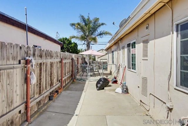 4715-4717 Blackfoot Avenue, San Diego, CA 92117