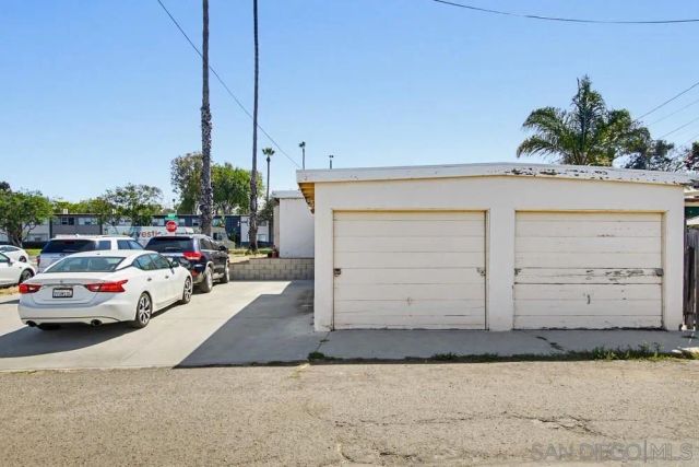 4715-4717 Blackfoot Avenue, San Diego, CA 92117