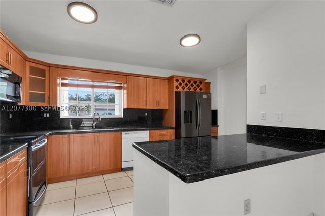 18600 SW 127th Pl, Miami, FL 33177