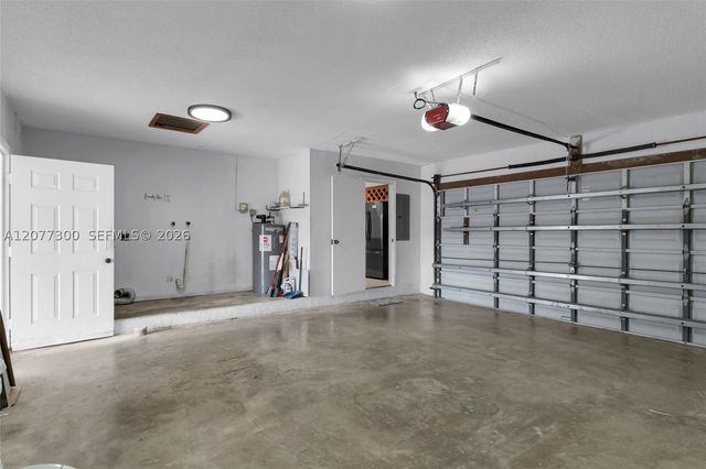 18600 SW 127th Pl, Miami, FL 33177
