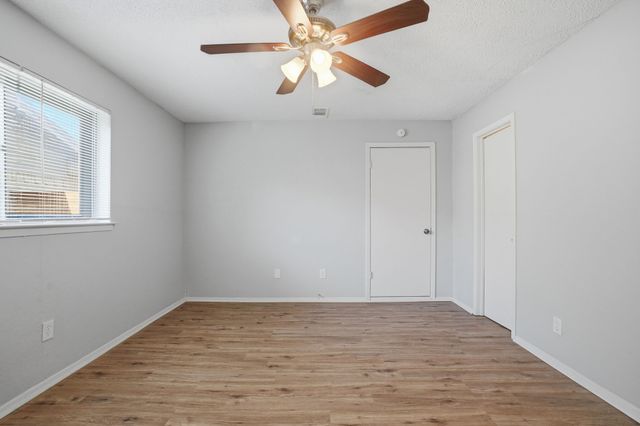 1917 Aspen Lane, Garland, TX 75044