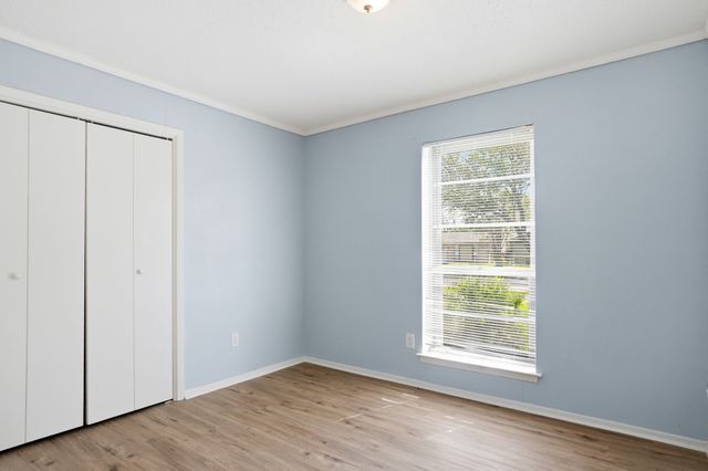 1917 Aspen Lane, Garland, TX 75044