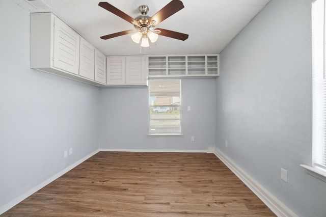 1917 Aspen Lane, Garland, TX 75044