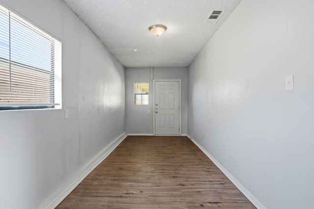 1917 Aspen Lane, Garland, TX 75044