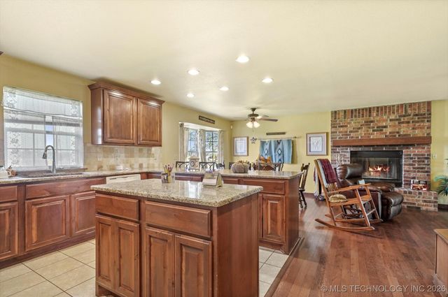 11554 W 181st Street North, Skiatook, OK 74070