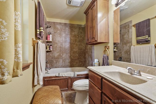 11554 W 181st Street North, Skiatook, OK 74070