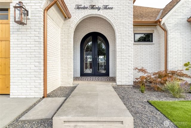 1233 Doc Bar Place, Walla Walla, WA 99362