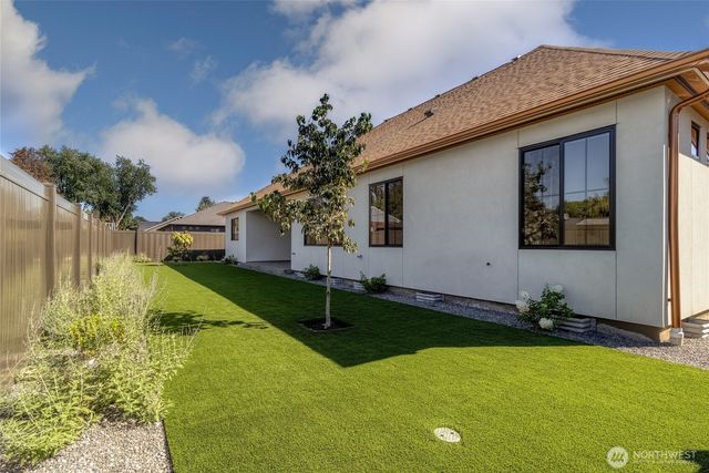 1233 Doc Bar Place, Walla Walla, WA 99362