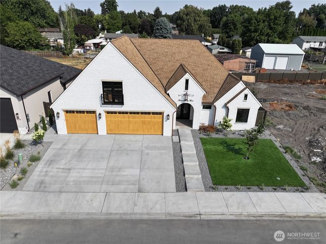 1233 Doc Bar Place, Walla Walla, WA 99362