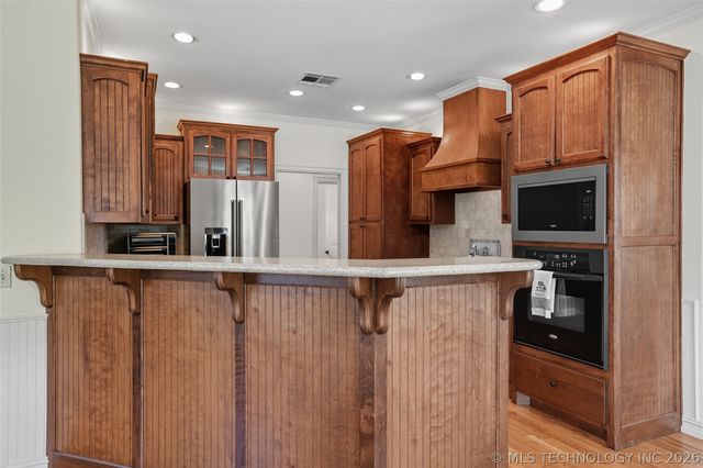 16412 S Irvington Avenue, Bixby, OK 74008