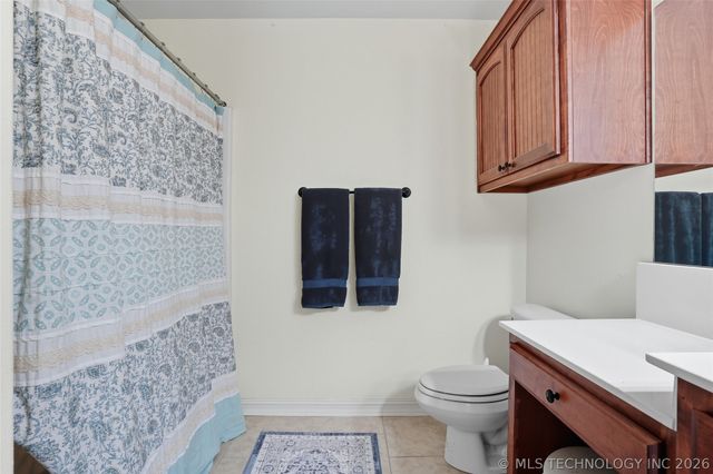 16412 S Irvington Avenue, Bixby, OK 74008