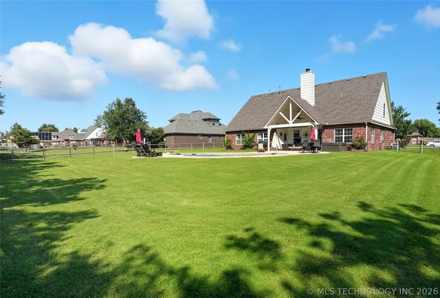 16412 S Irvington Avenue, Bixby, OK 74008