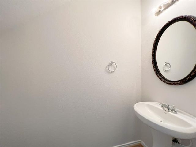 15502 Islandview Lane, Houston, TX 77053