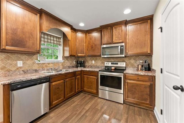 8834 Shallow Creek Trail, Clermont, GA 30527