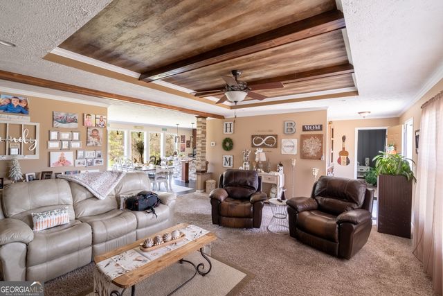 346 Gum Creek Rd, Roopville, GA 30170