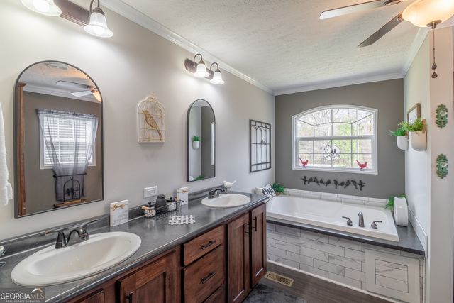 346 Gum Creek Rd, Roopville, GA 30170