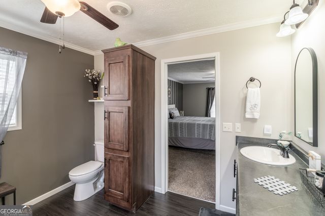 346 Gum Creek Rd, Roopville, GA 30170