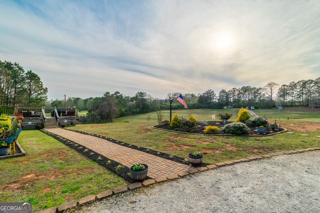 346 Gum Creek Rd, Roopville, GA 30170