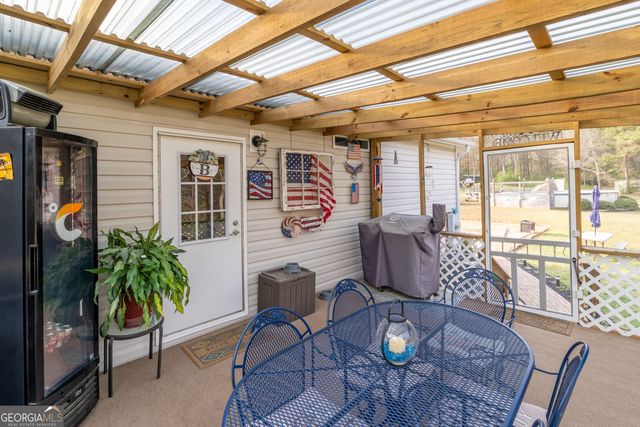 346 Gum Creek Rd, Roopville, GA 30170