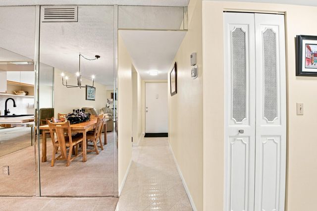3231 HOLIDAY SPRINGS Boulevard 205, Margate, FL 33063