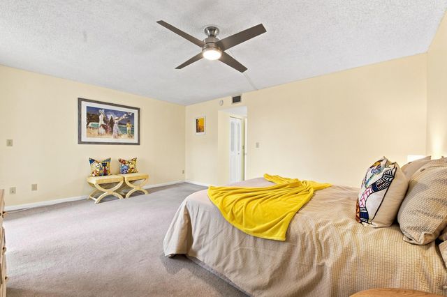 3231 HOLIDAY SPRINGS Boulevard 205, Margate, FL 33063