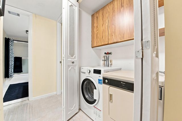 3231 HOLIDAY SPRINGS Boulevard 205, Margate, FL 33063