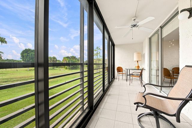 3231 HOLIDAY SPRINGS Boulevard 205, Margate, FL 33063
