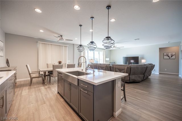 6350 Sundance Street, Pahrump, NV 89061