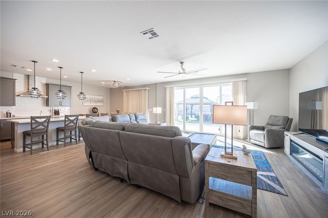 6350 Sundance Street, Pahrump, NV 89061