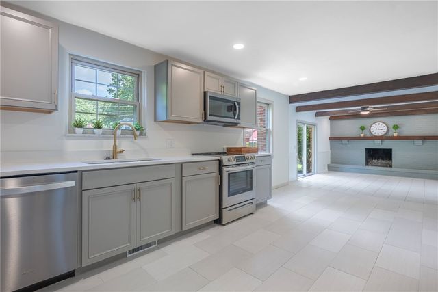 5001 Polen Drive, Kettering, OH 45440