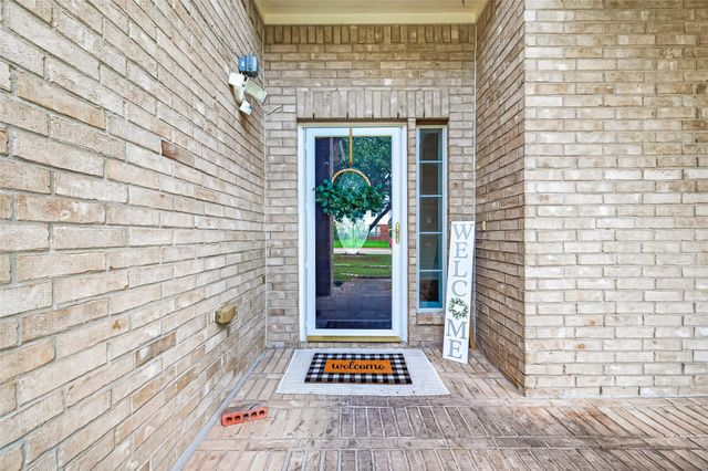 7402 Heron Lakes Drive, Houston, TX 77064
