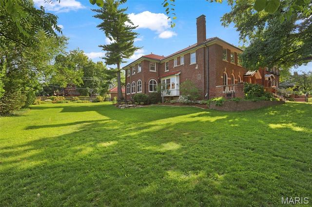 7006 Maryland Avenue, University City, MO 63130
