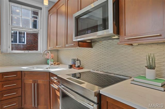 7006 Maryland Avenue, University City, MO 63130