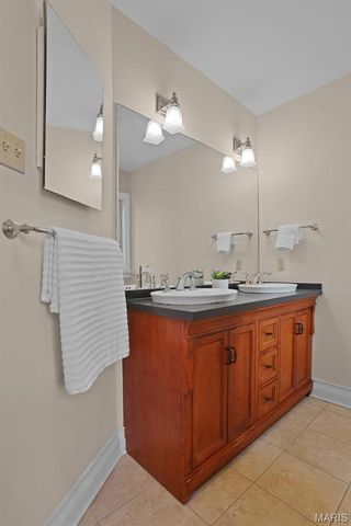 7006 Maryland Avenue, University City, MO 63130
