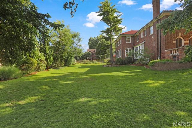 7006 Maryland Avenue, University City, MO 63130