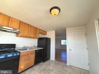 819 CREEK ROAD #B, Bellmawr, NJ 08031