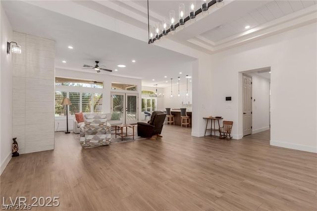 2824 Faiss Drive, Las Vegas, NV 89134