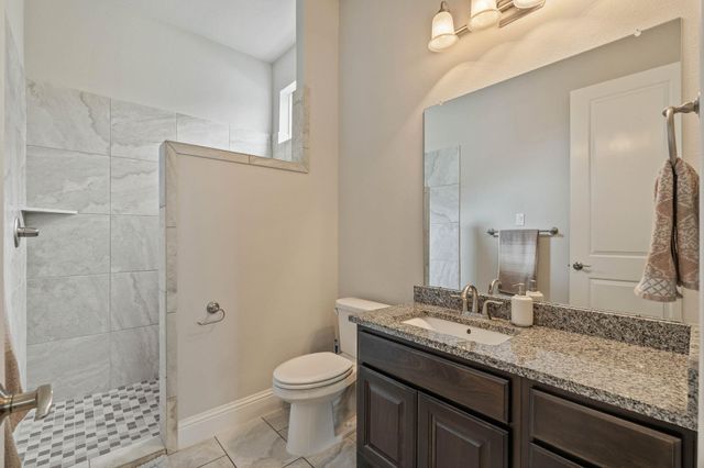 34 Jaden Oaks Place, Tomball, TX 77375