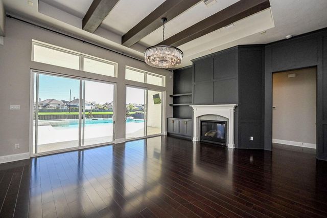 34 Jaden Oaks Place, Tomball, TX 77375