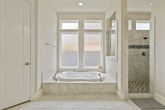 34 Jaden Oaks Place, Tomball, TX 77375