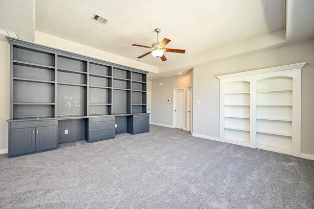 34 Jaden Oaks Place, Tomball, TX 77375