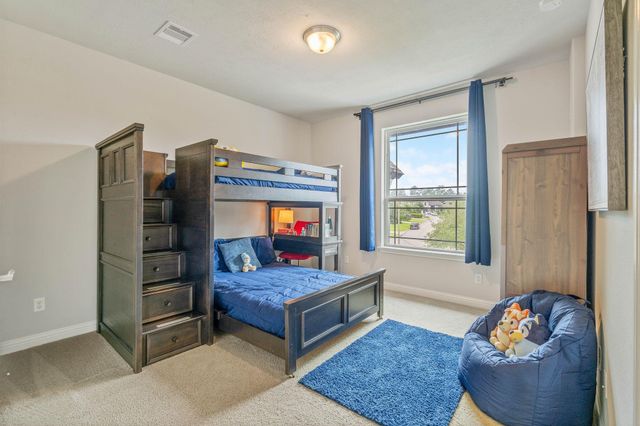 34 Jaden Oaks Place, Tomball, TX 77375