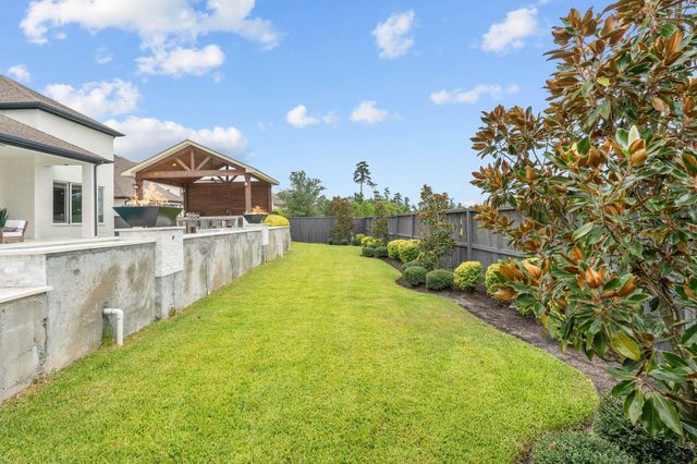 34 Jaden Oaks Place, Tomball, TX 77375