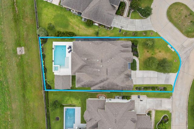 34 Jaden Oaks Place, Tomball, TX 77375