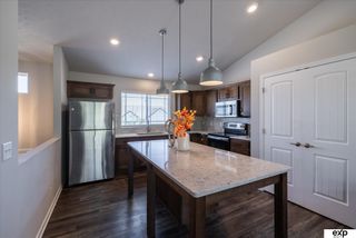 7752 N 108th Street, Omaha, NE 68142