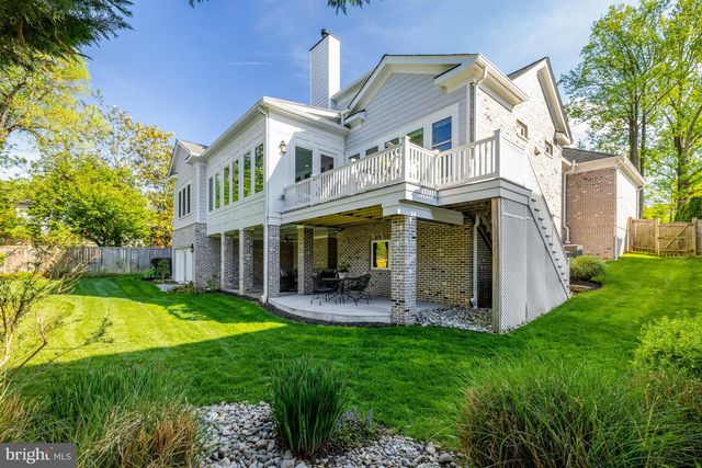 6514 FAIRLAWN DR, Mclean, VA 22101